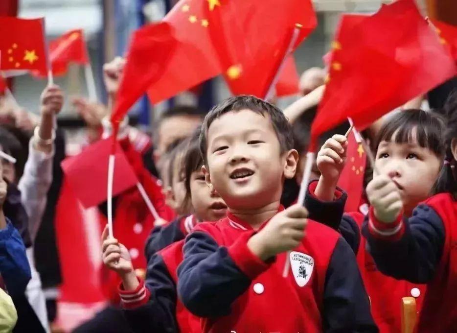 读书 | 融入英格兰帝国存亡命运的三姐妹