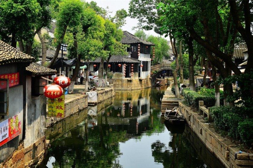 围城》好看，主要讲的什么？游戏画面